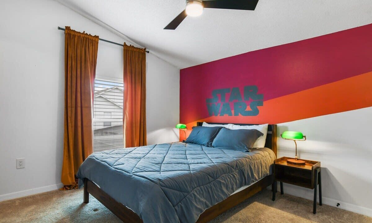 Photo of Bedroom in Lake Berkley