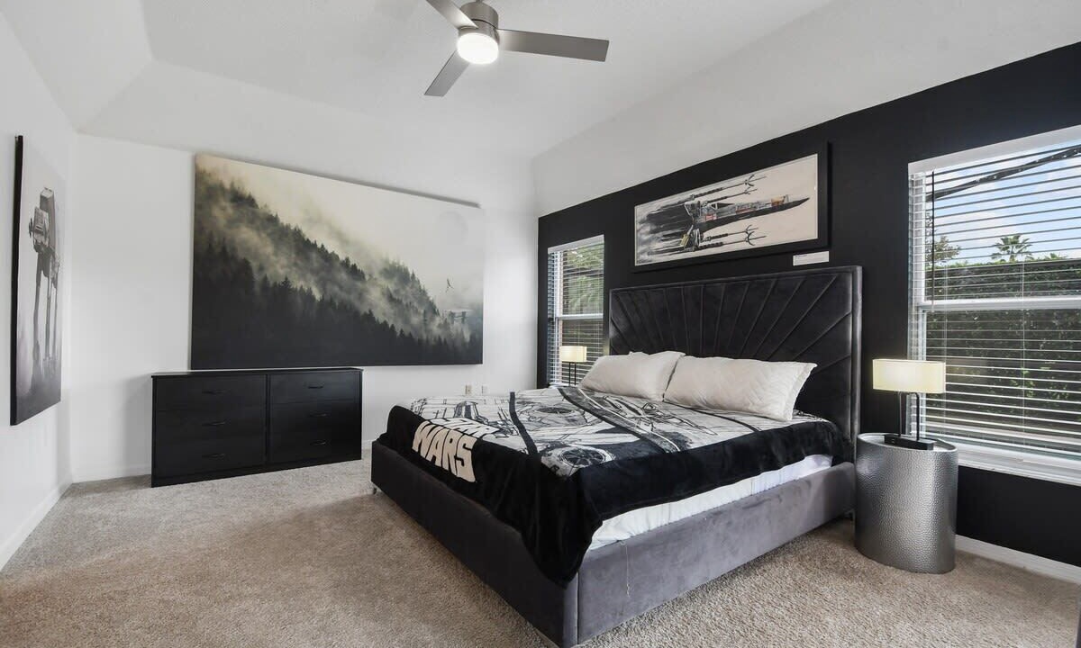 Photo of Bedroom in Lake Berkley