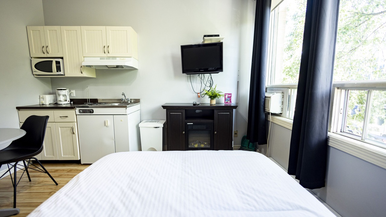 Photo of Bedroom in Rouyn-Noranda