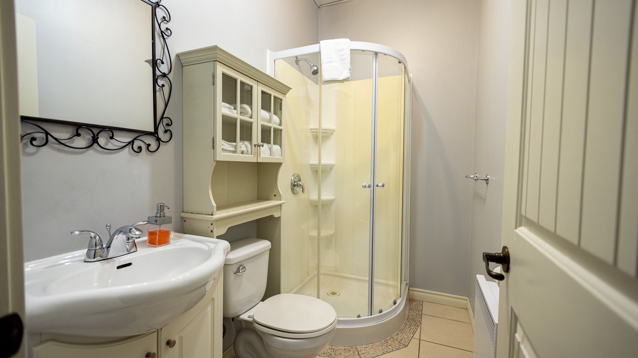 Photo of Bathroom in Rouyn-Noranda