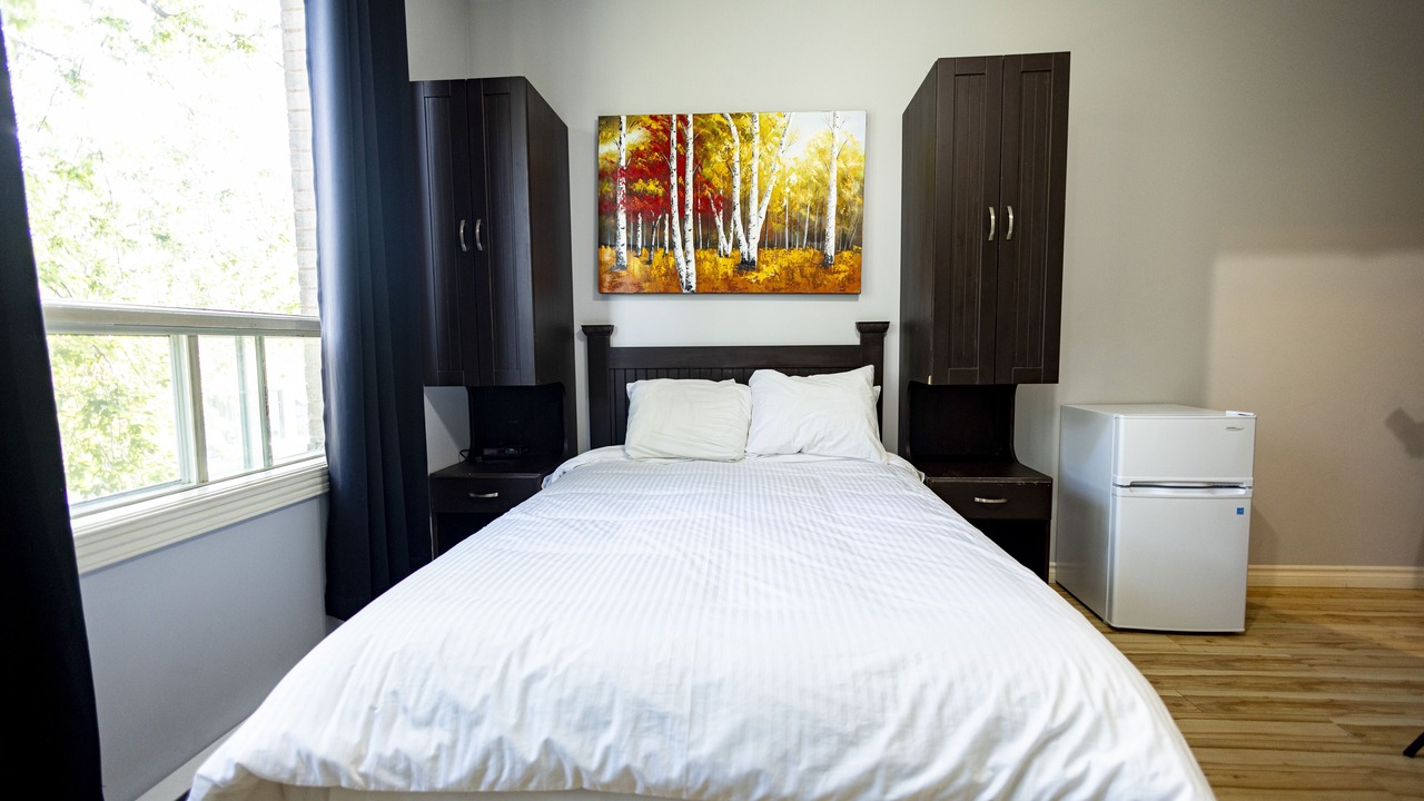 Photo of Bedroom in Rouyn-Noranda