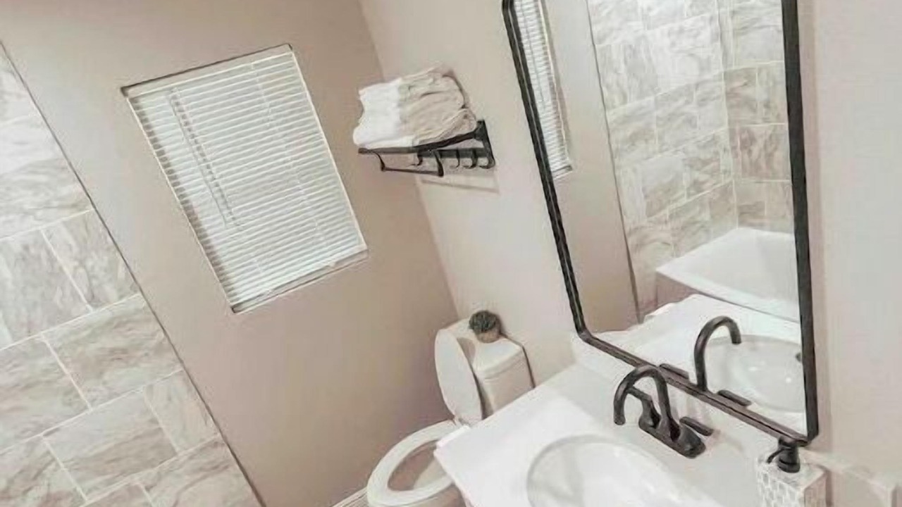 Photo of Bathroom in OST - South Union