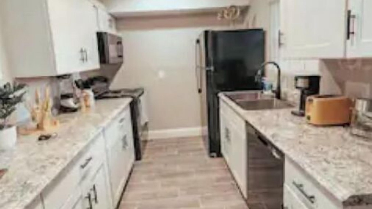 Photo of Kitchen in OST - South Union