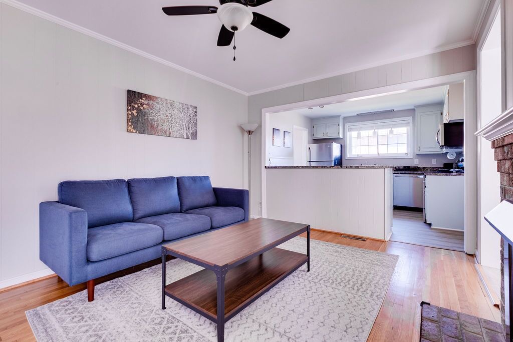 Photo of Livingroom in Richmond