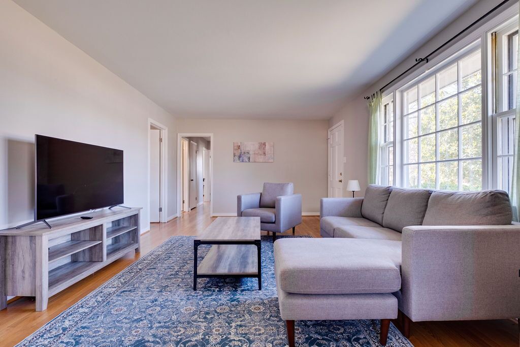 Photo of Livingroom in Richmond