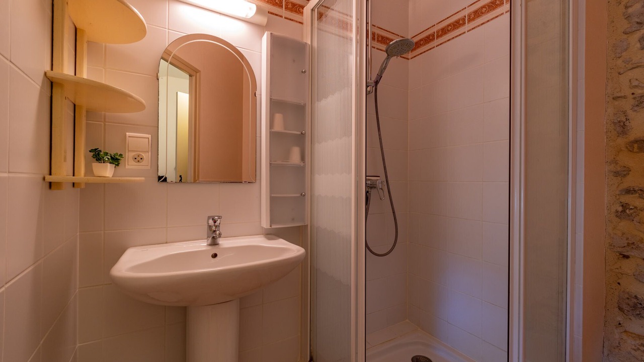 Photo of Bathroom in Nerac