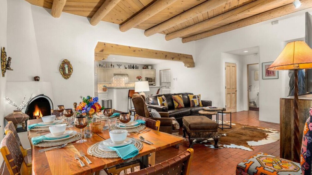 Photo of Livingroom in Quail Run