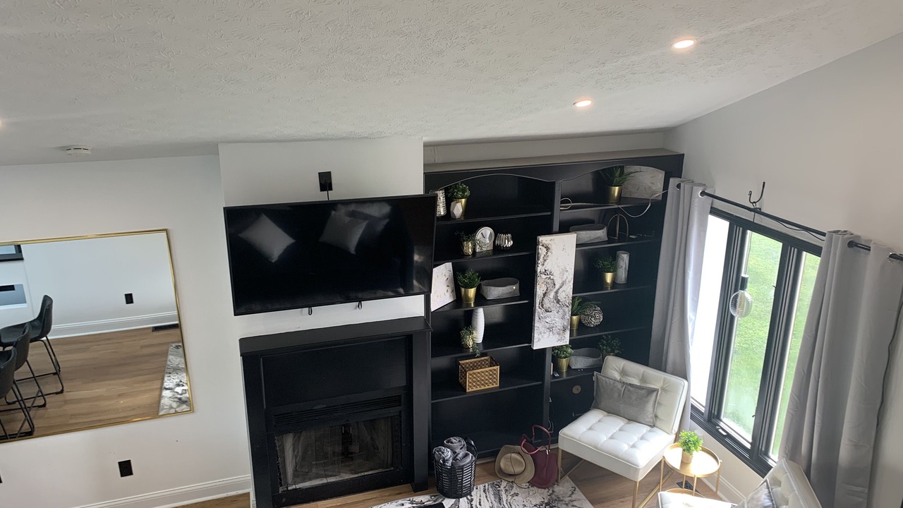 Photo of Livingroom in Northern Woods