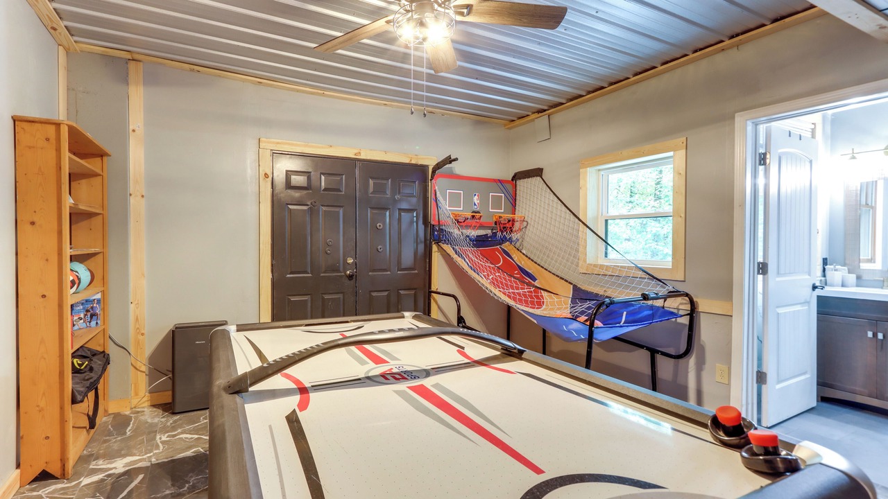 Photo of Bedroom in Ellijay