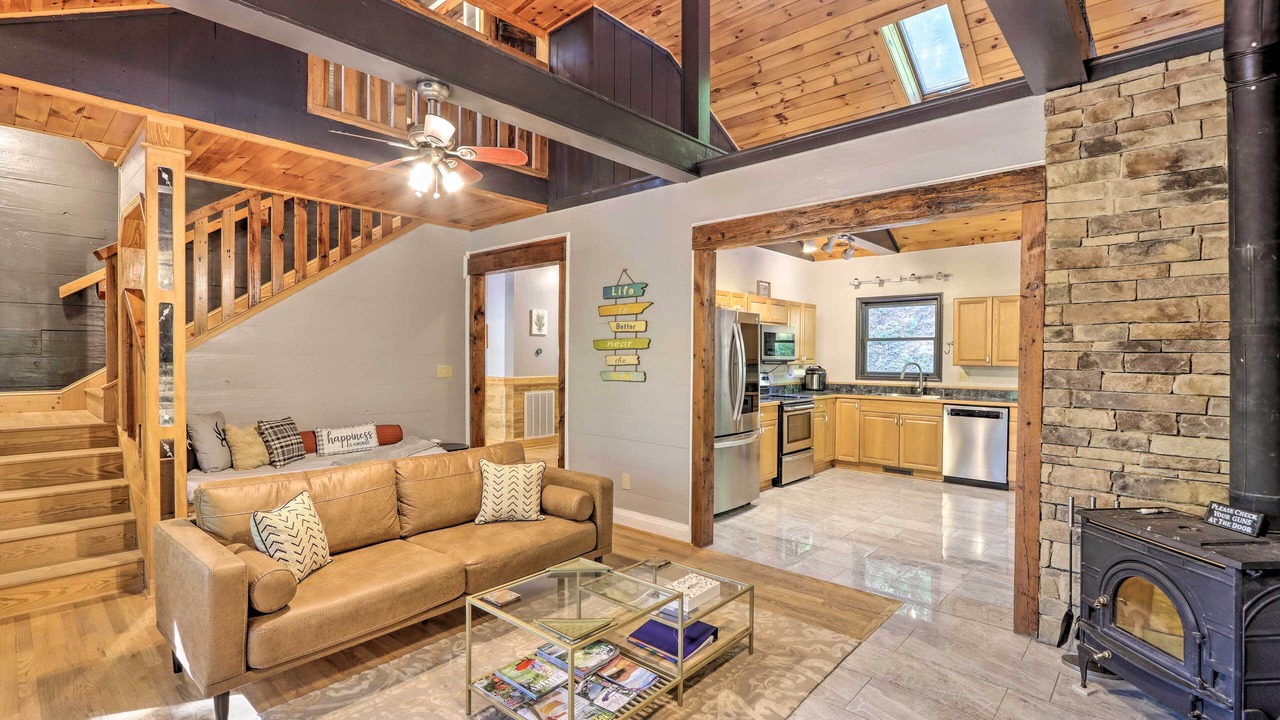 Photo of Bedroom in Ellijay