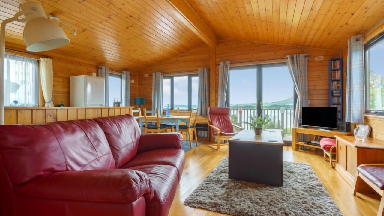 Photo of Livingroom in Kinross