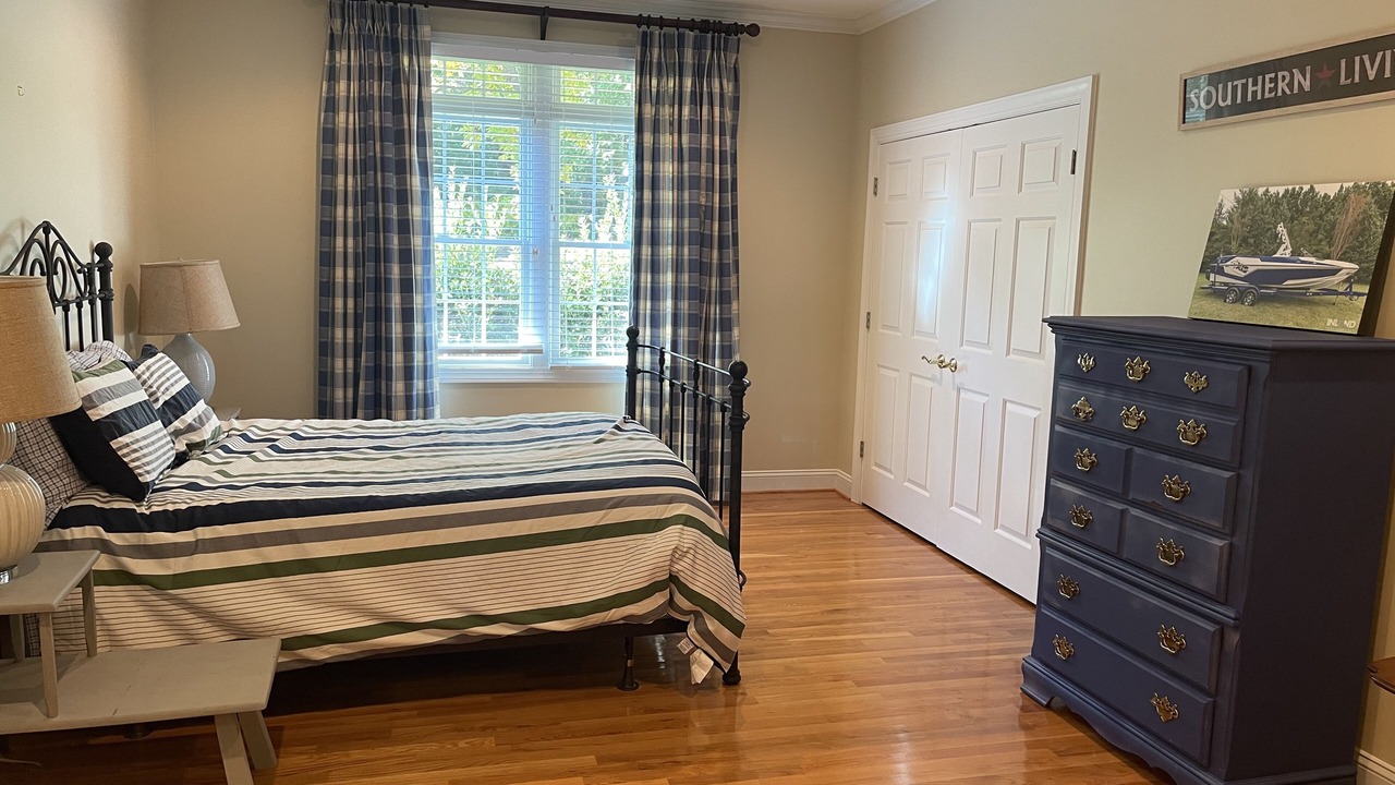 Photo of Bedroom in Semora