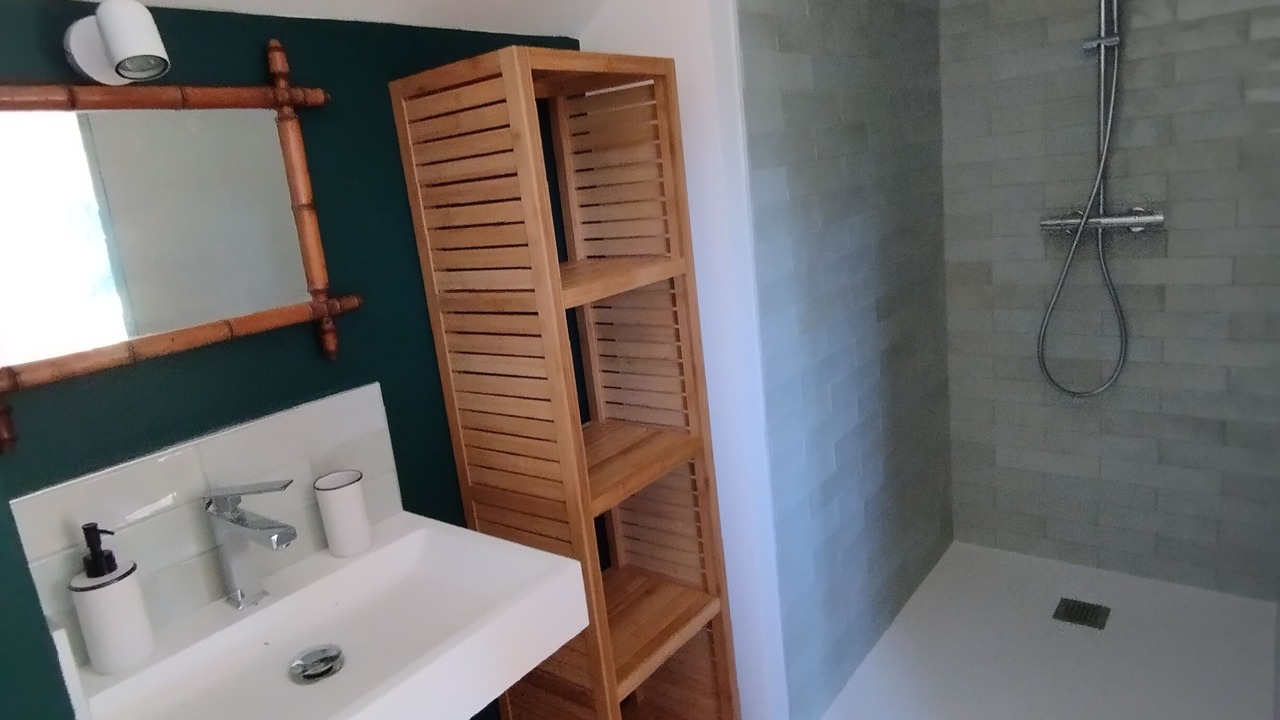 Photo of Bathroom in Vibraye