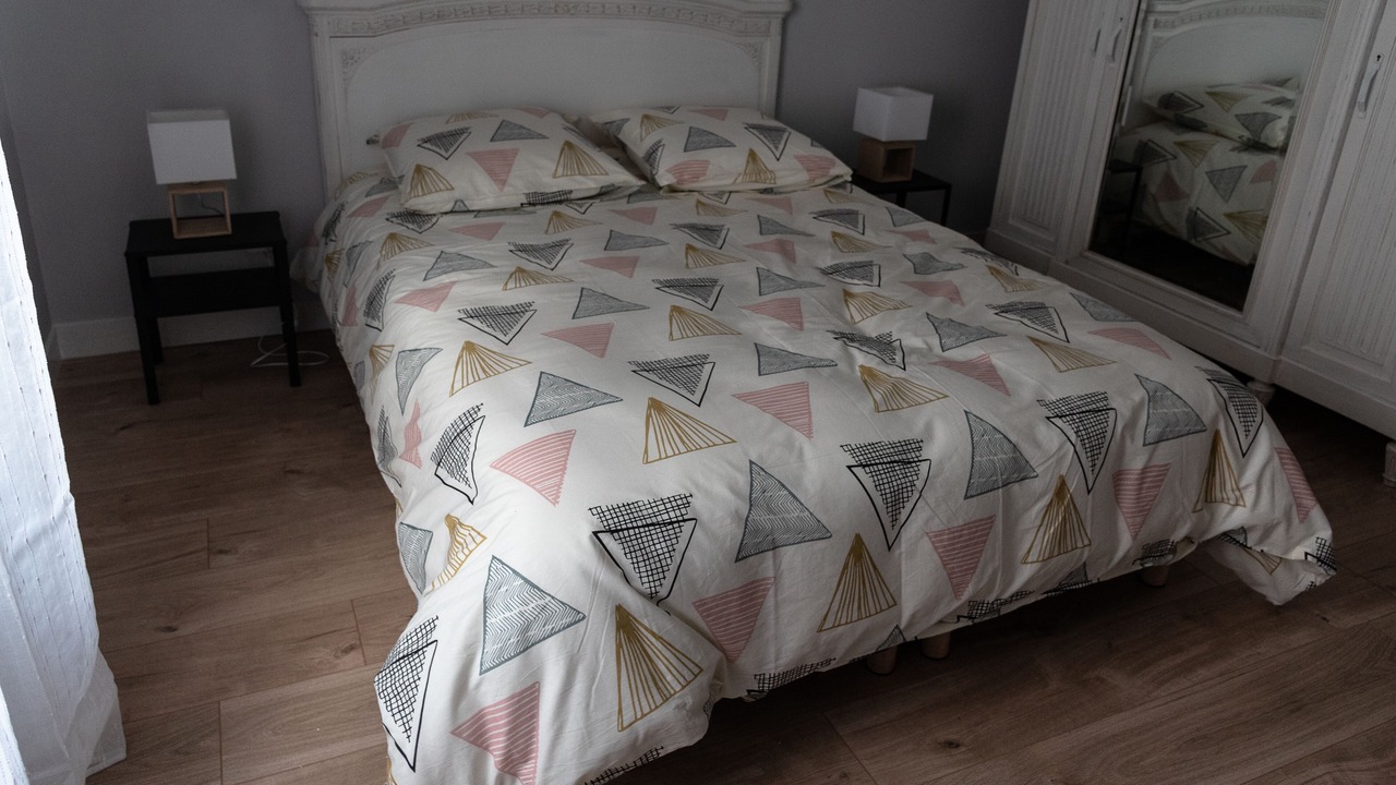 Photo of Bedroom in Caen City Centre
