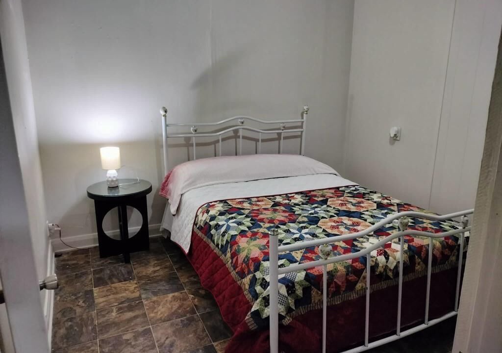 Photo of Bedroom in Lakeview  Jefferson County