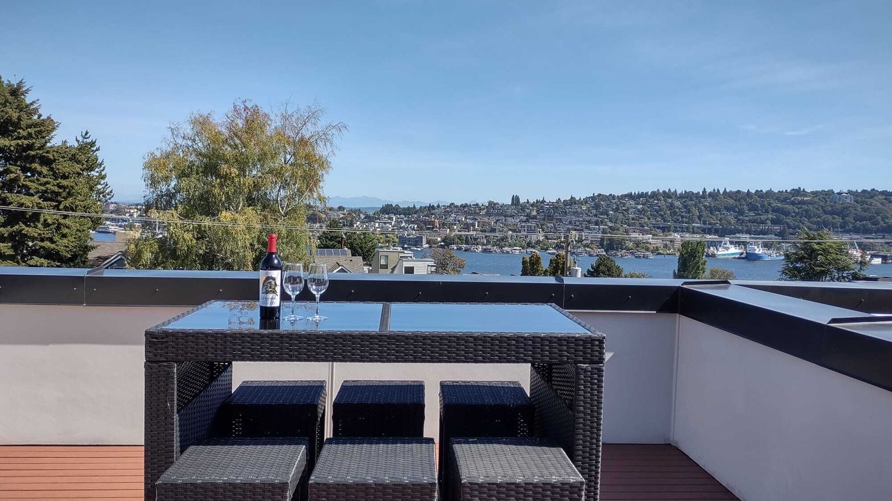 Photo of Outdoor in East Queen Anne