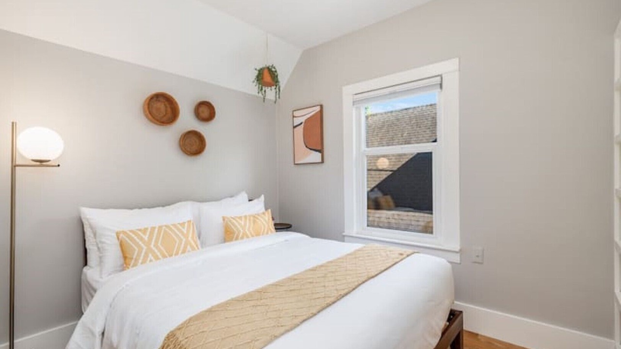 Photo of Bedroom in Miller Park