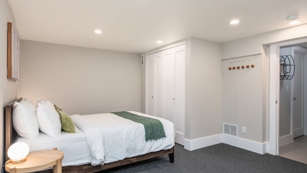 Photo of Bedroom in Miller Park