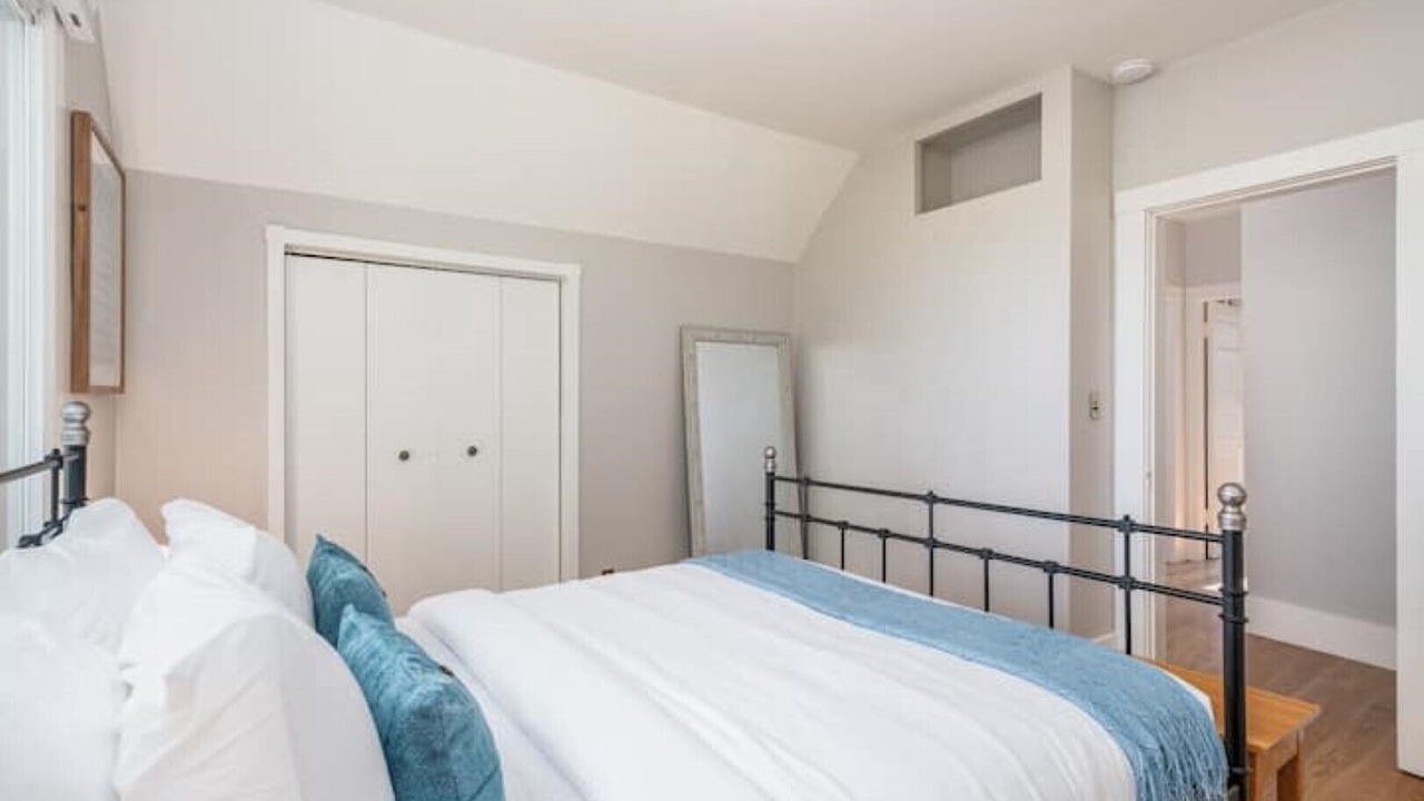 Photo of Bedroom in Miller Park