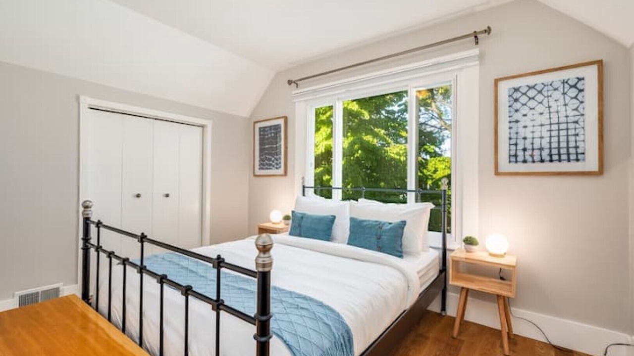 Photo of Bedroom in Miller Park