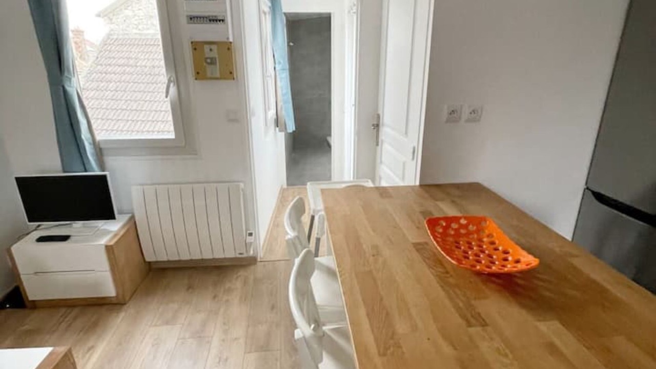 Photo of Others in Avon