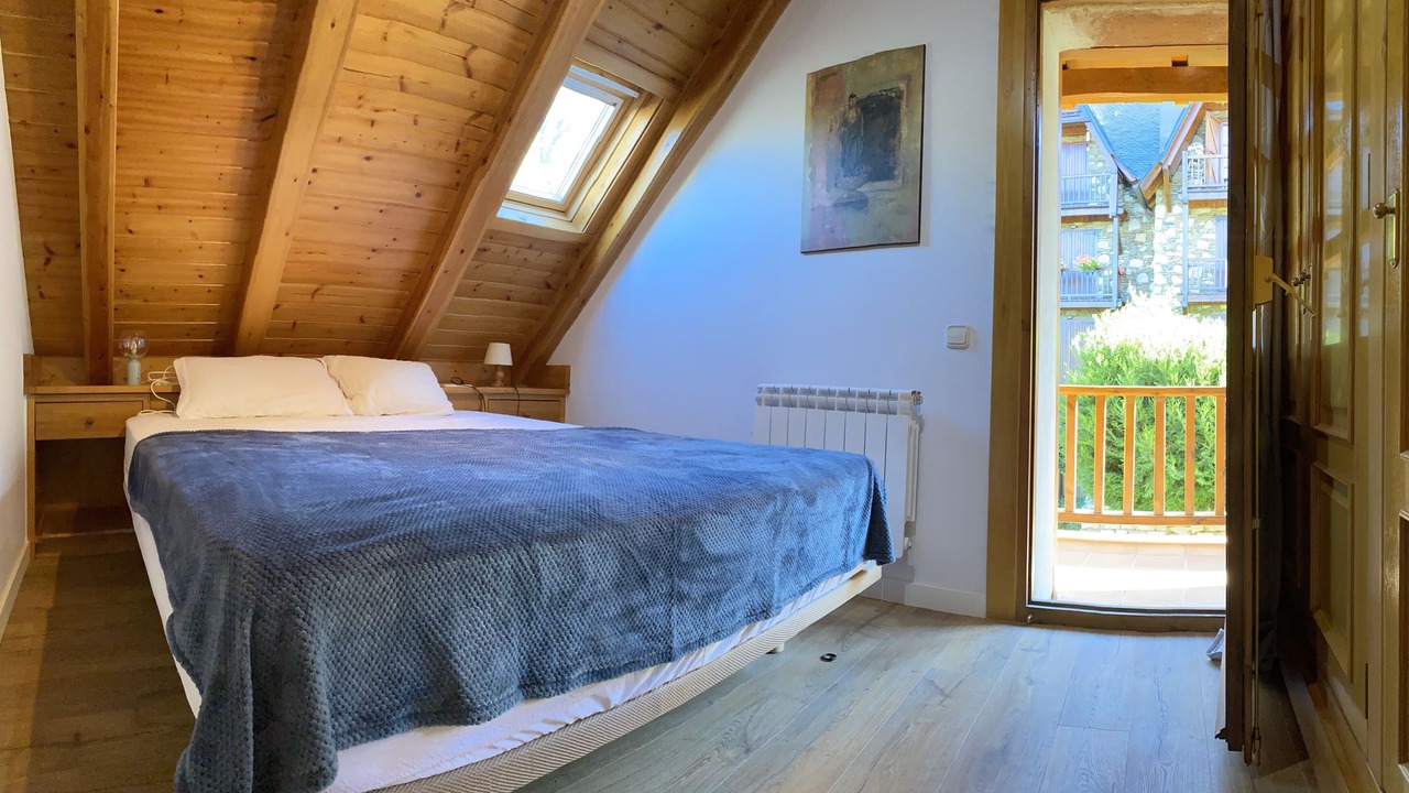 Photo of Bedroom in Tredos