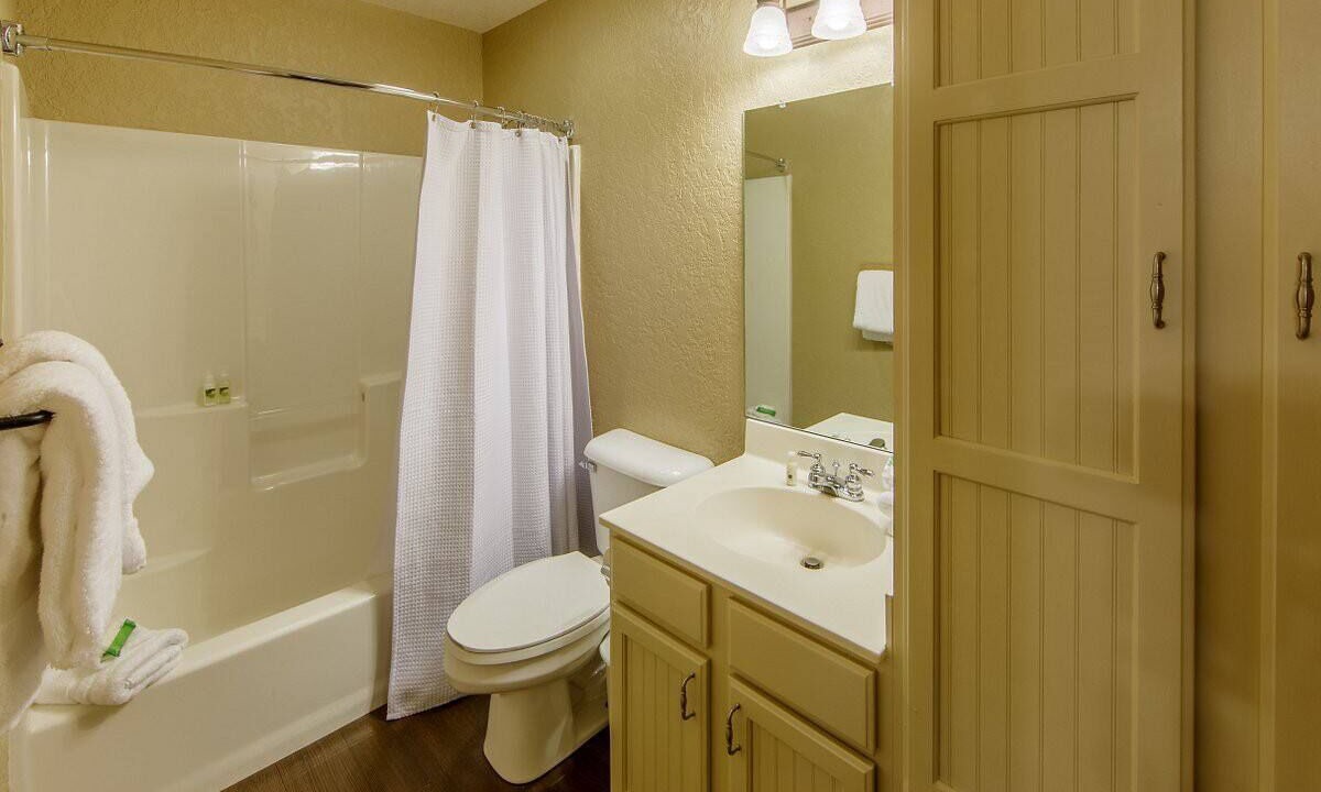 Photo of Bathroom in Clarkesville