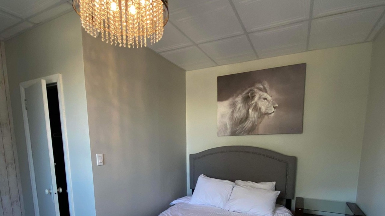 Photo of Bedroom in Rouyn-Noranda