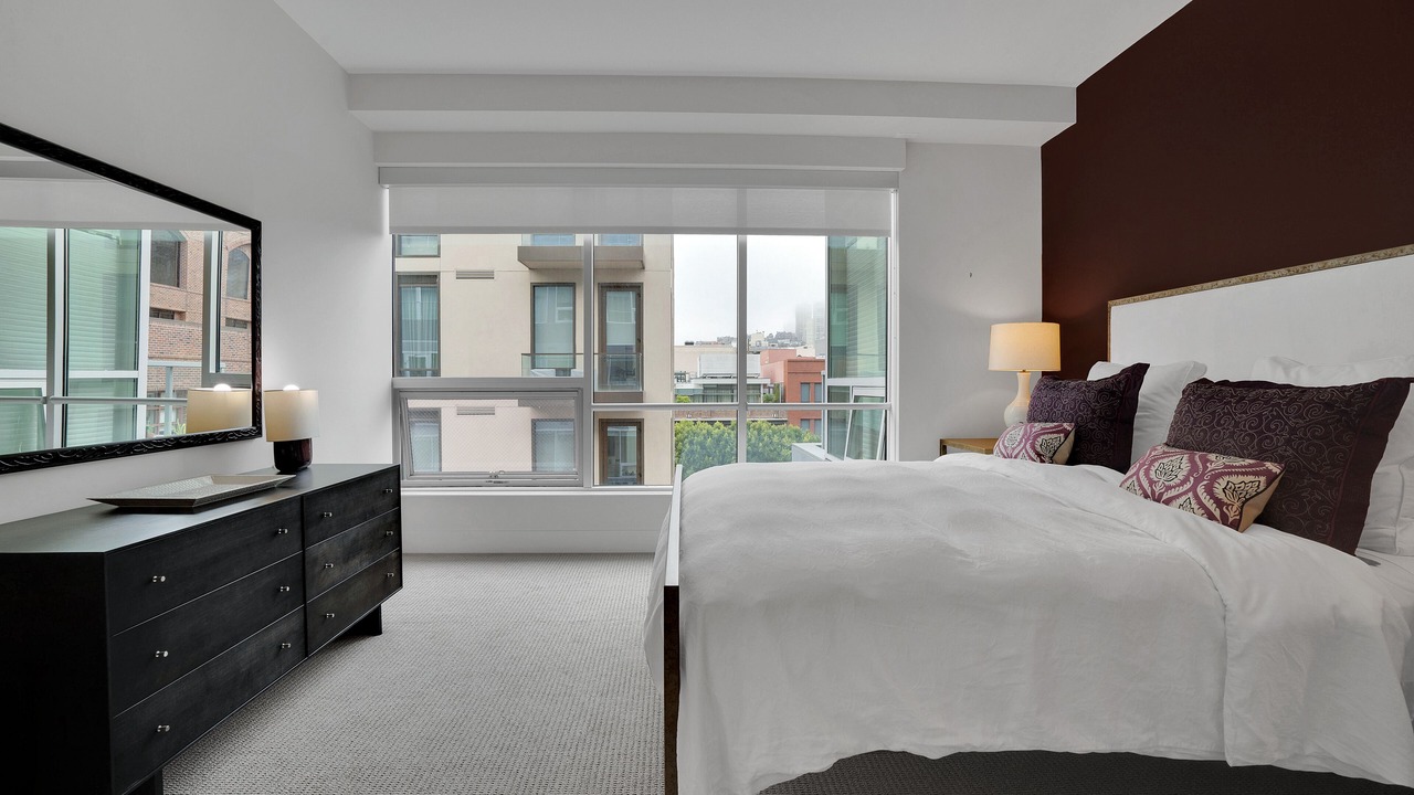 Photo of Bedroom in Downtown San Francisco