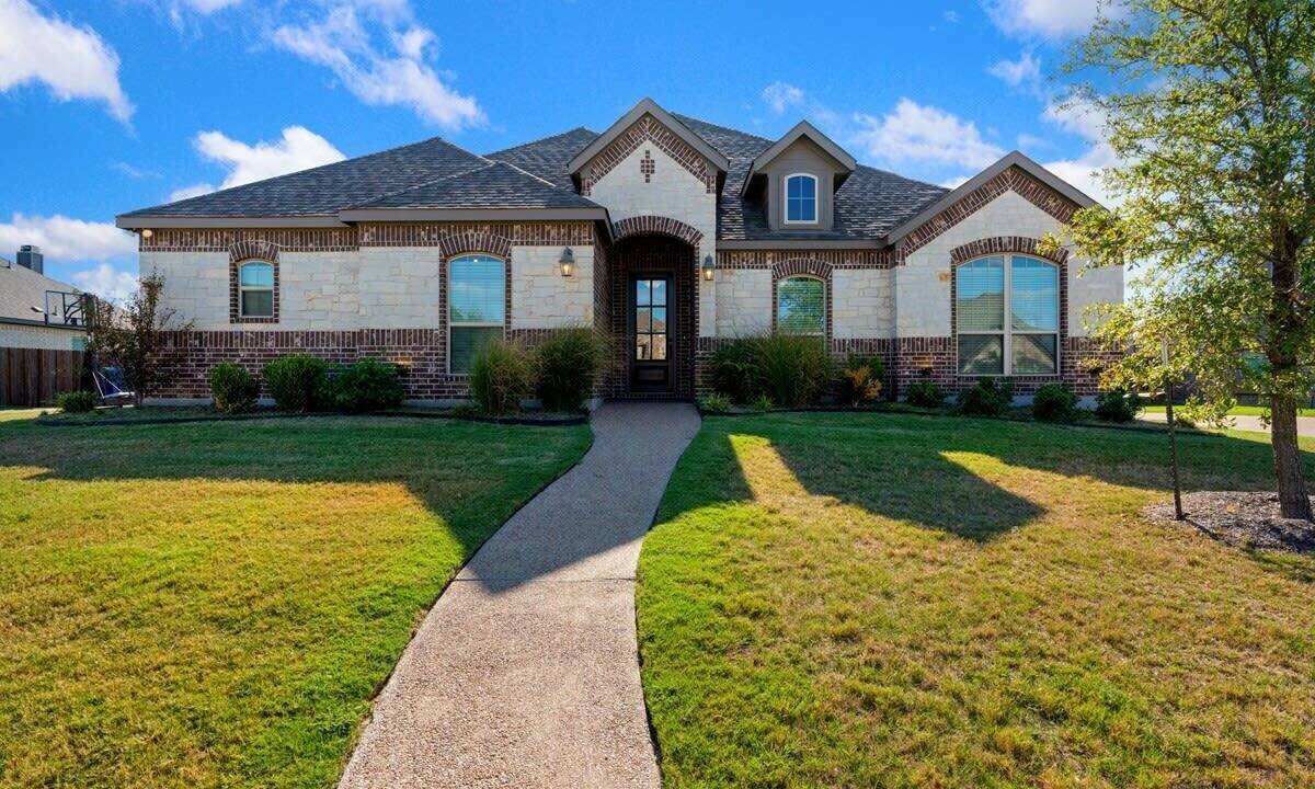 Photo of Outdoor in Hewitt