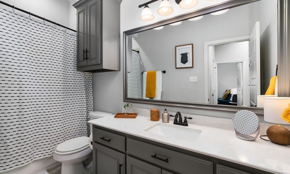 Photo of Bathroom in Hewitt