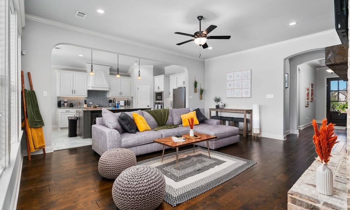 Photo of Livingroom in Hewitt