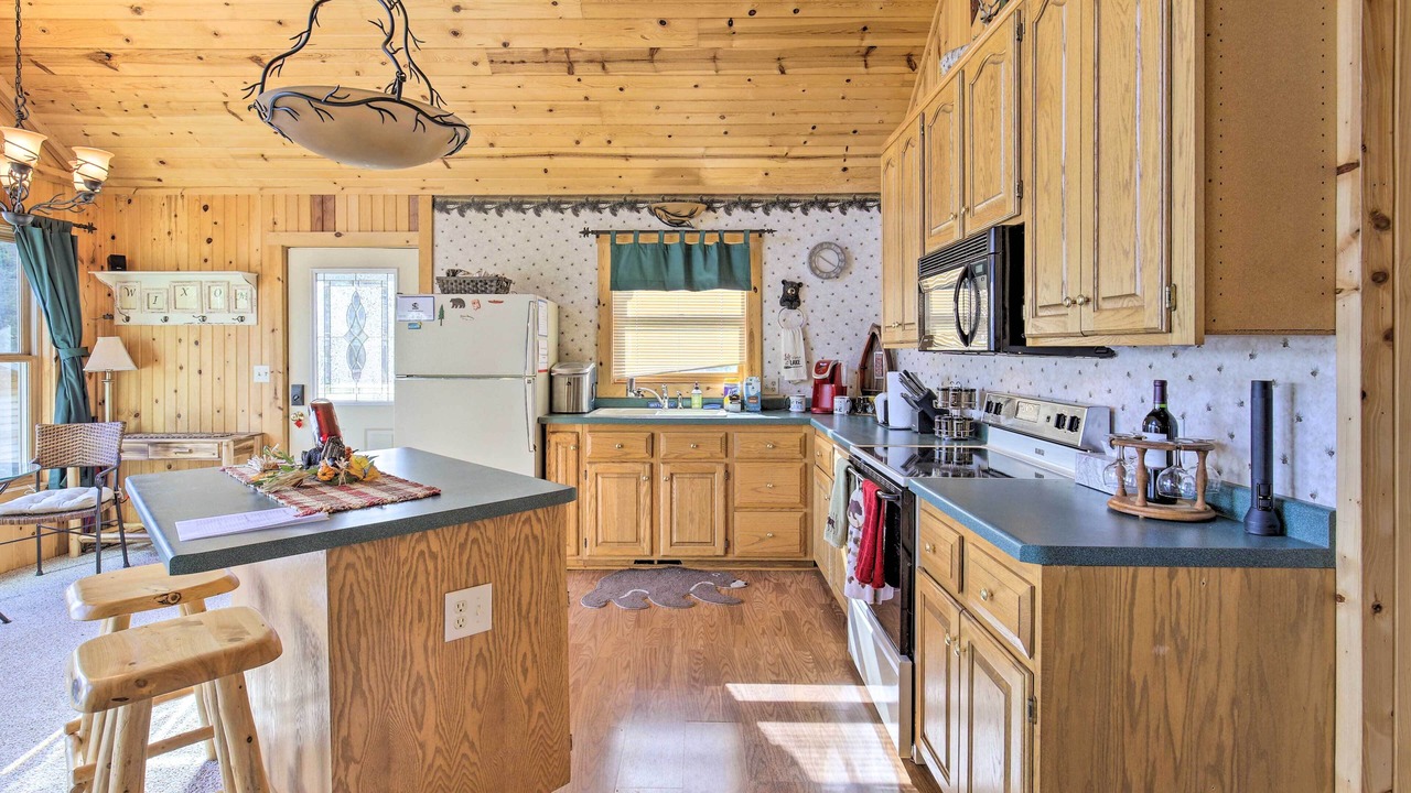 Photo of Kitchen in Pine Lake