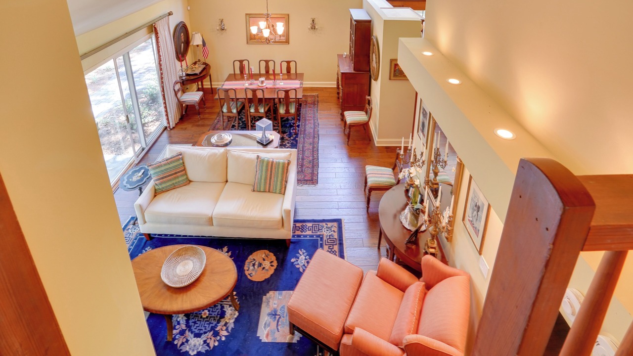 Photo of Livingroom in Summerville Historic District