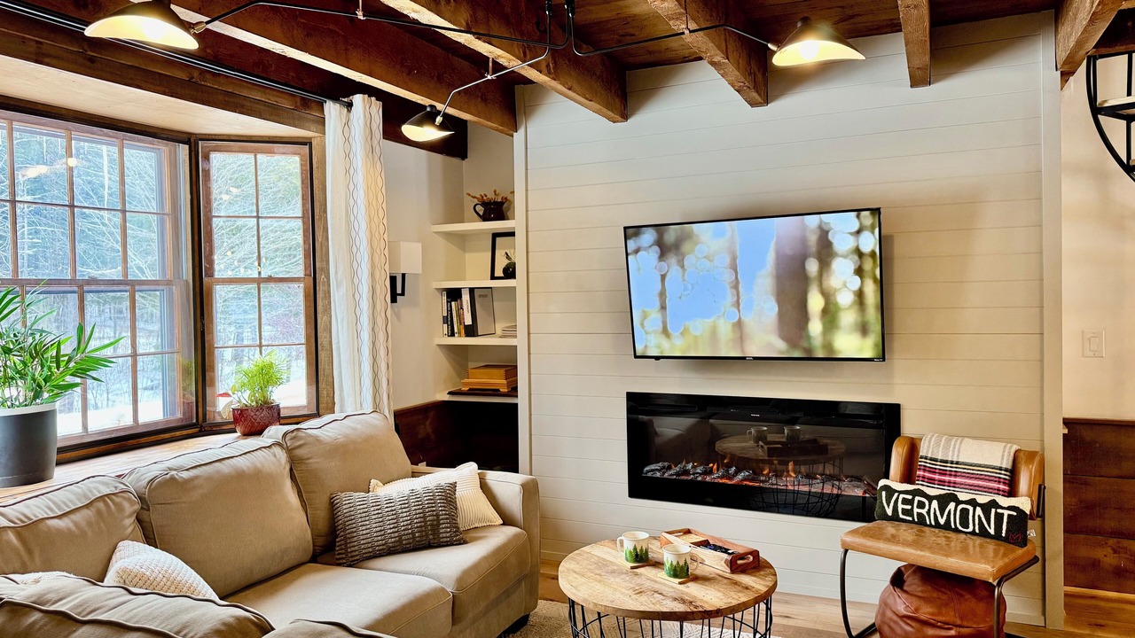 Photo of Livingroom in West Hartford