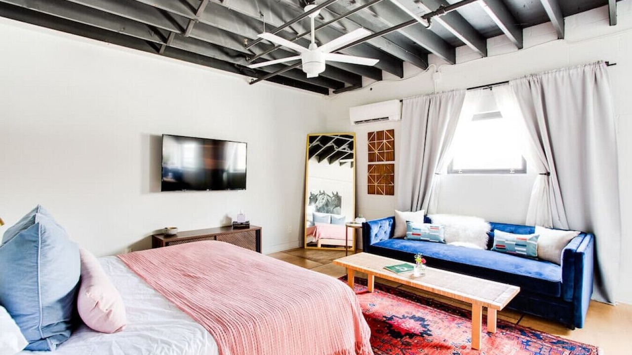 Photo of Livingroom in East Market District