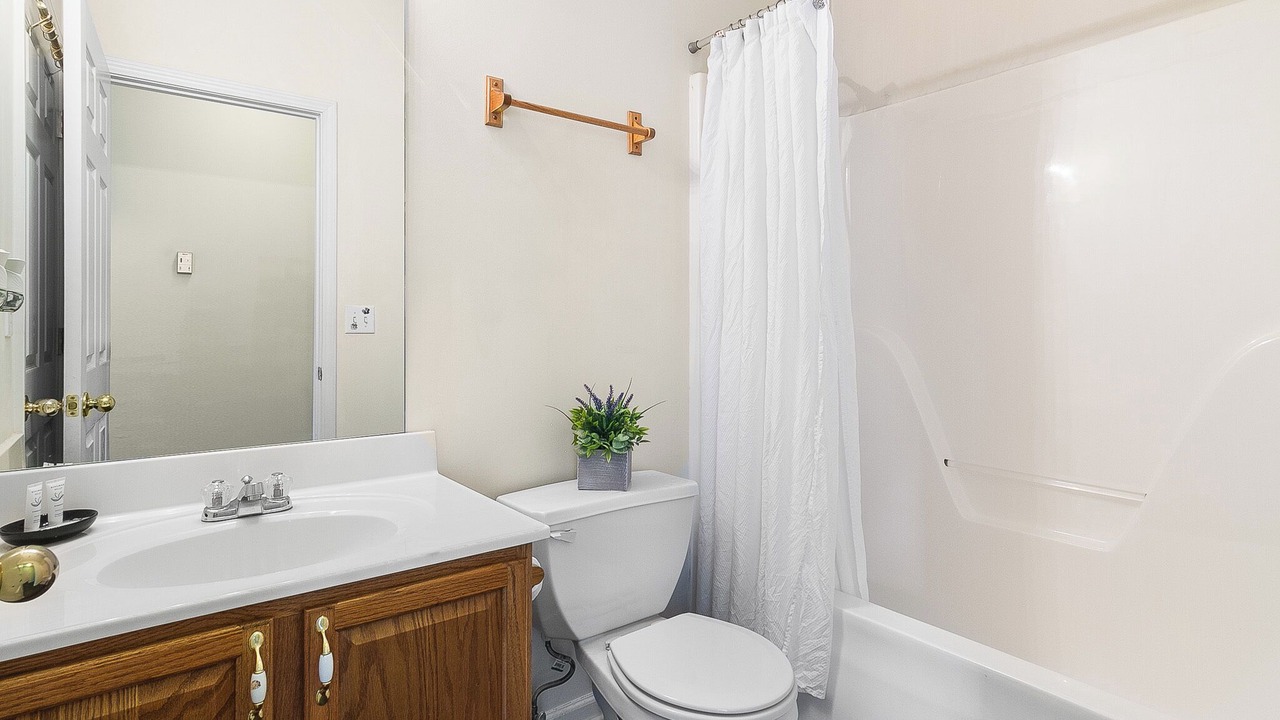 Photo of Bathroom in Lilburn