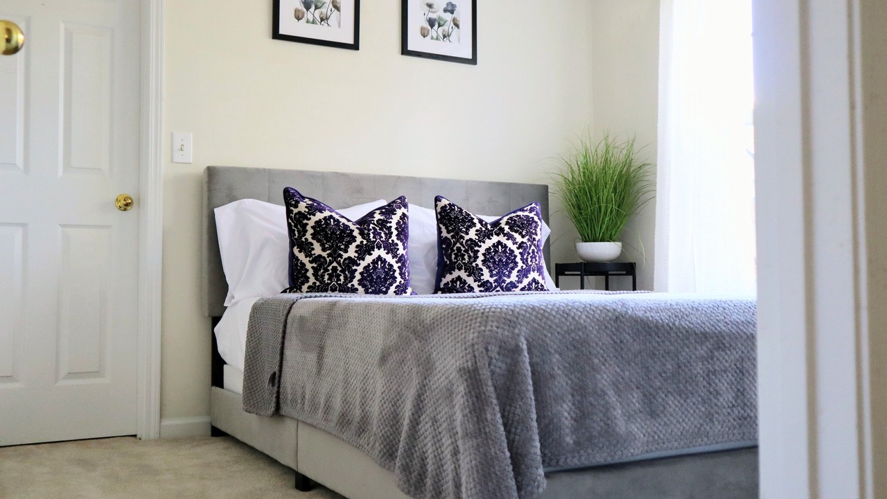 Photo of Bedroom in Lilburn