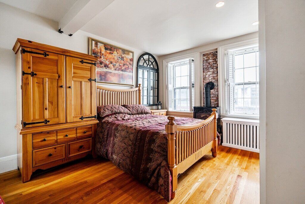 Photo of Bedroom in Beacon Hill