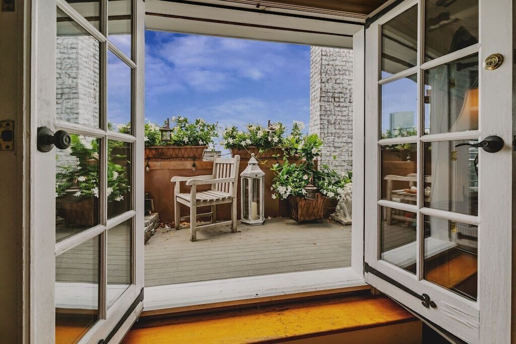 Photo of Outdoor in Beacon Hill