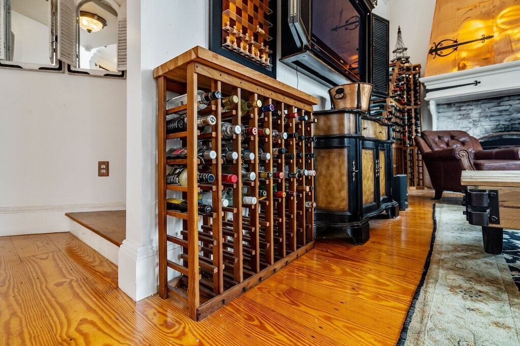 Photo of Livingroom in Beacon Hill