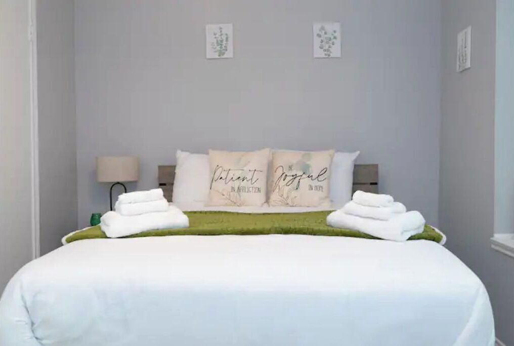 Photo of Bedroom in Grogan's Mill