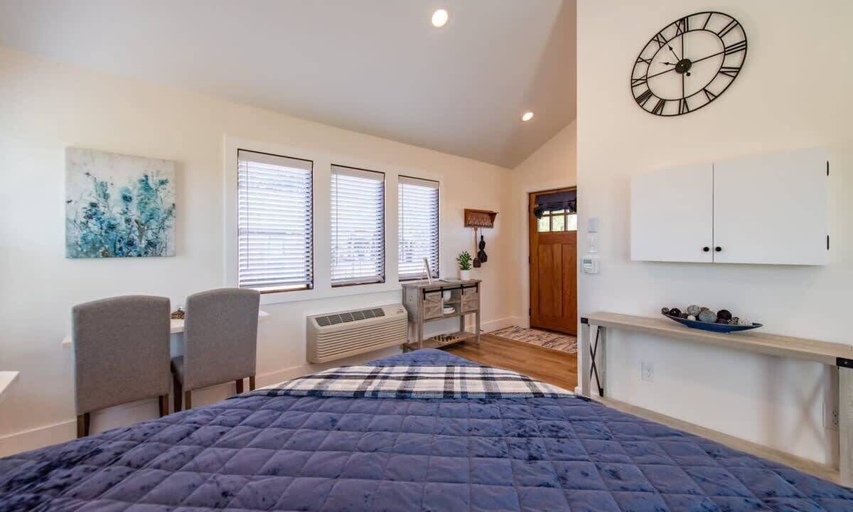 Photo of Bedroom in Elm Mott
