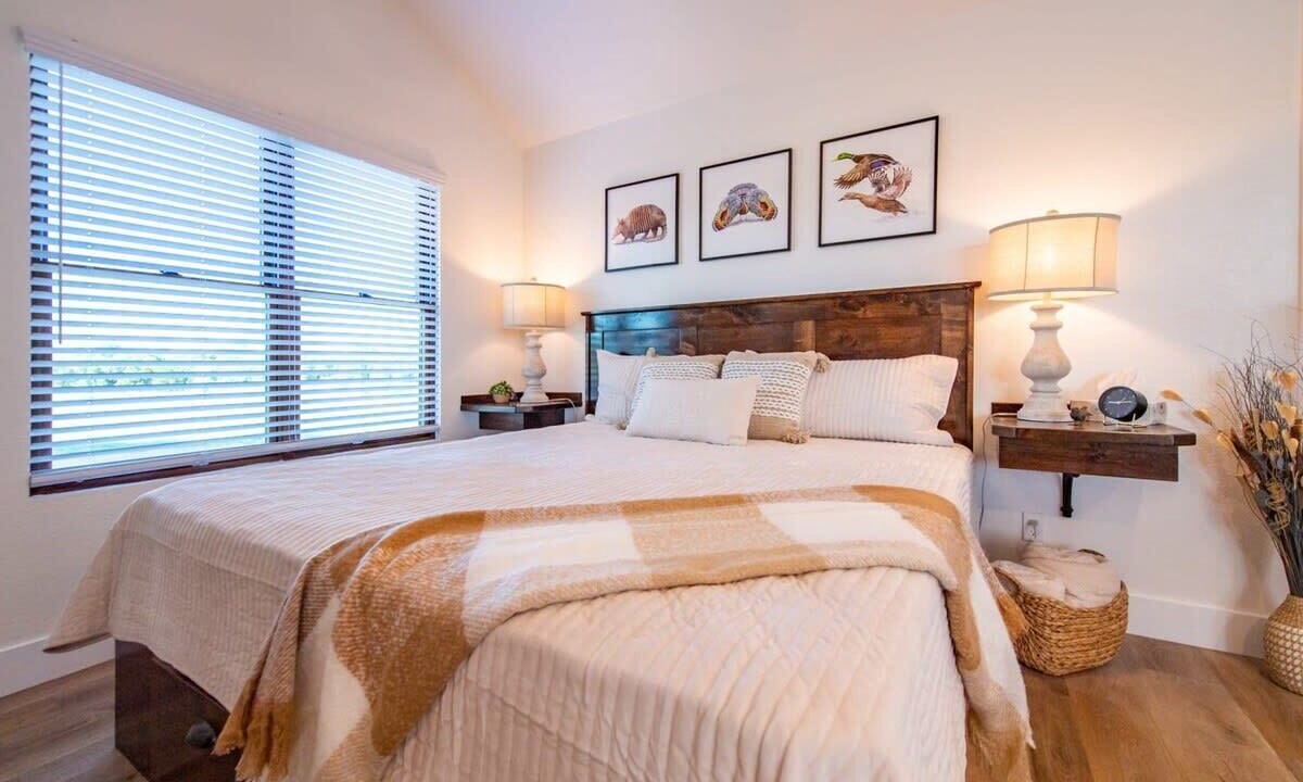 Photo of Bedroom in Elm Mott
