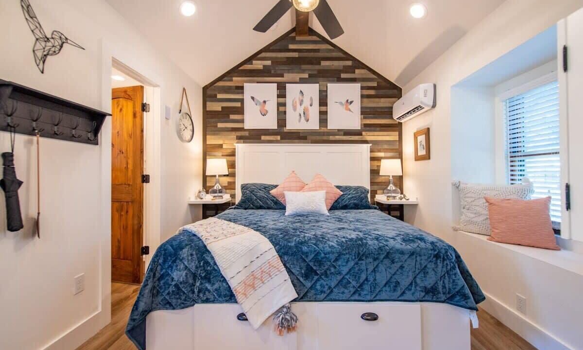 Photo of Bedroom in Elm Mott