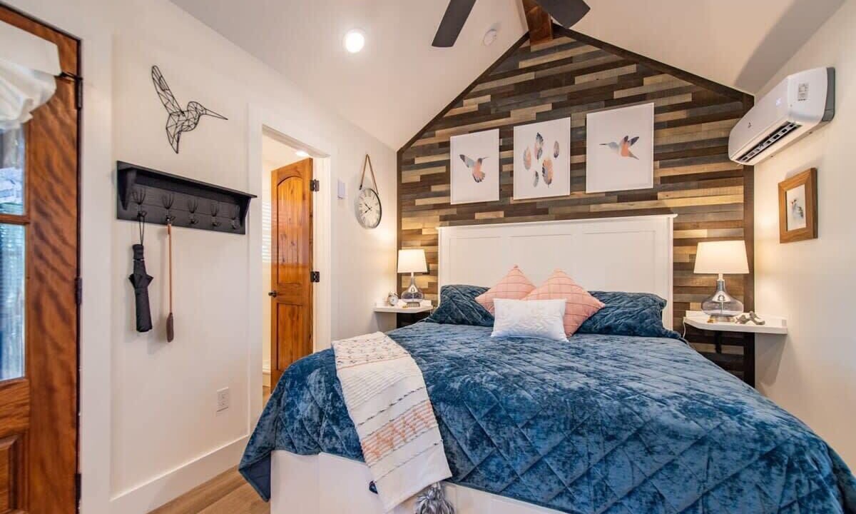 Photo of Bedroom in Elm Mott