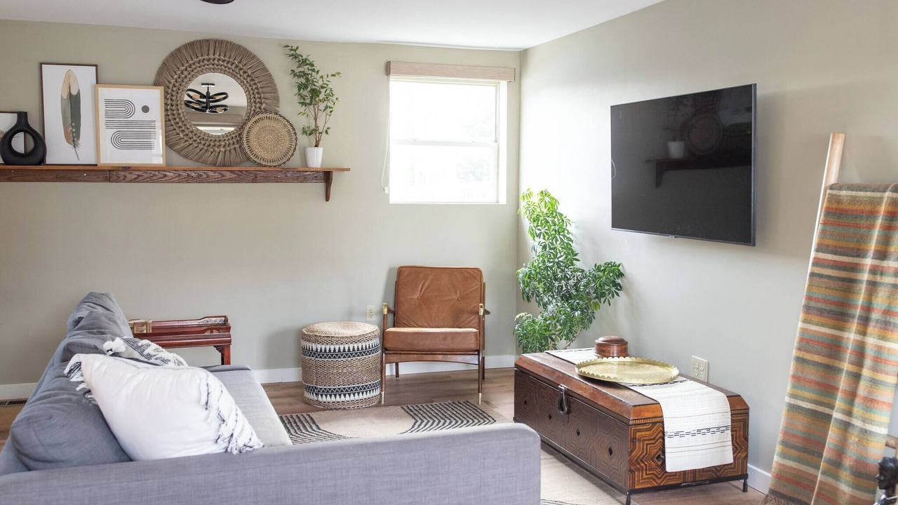 Photo of Livingroom in Strip District