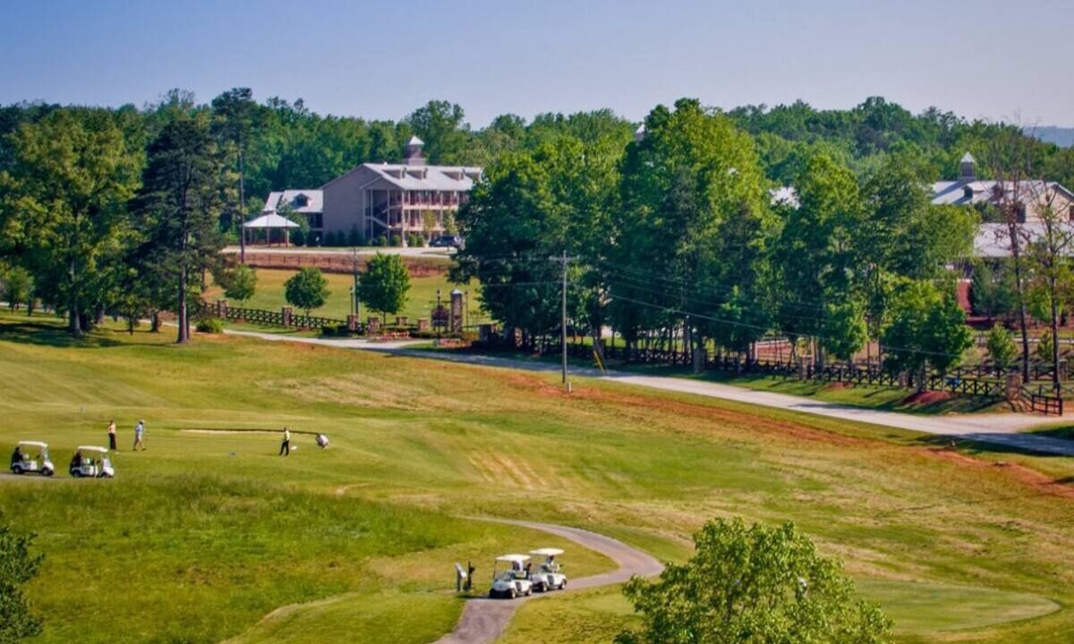 Photo of Others in Clarkesville
