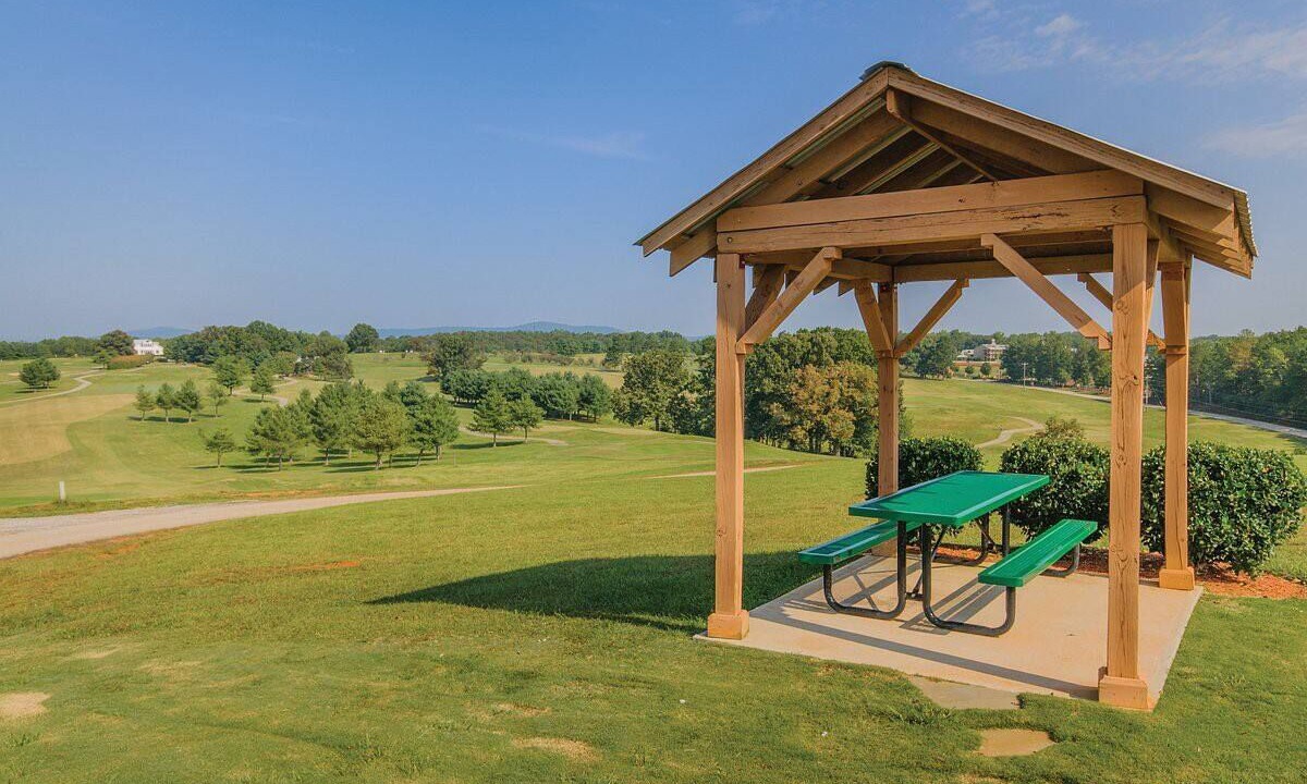 Photo of Outdoor in Clarkesville