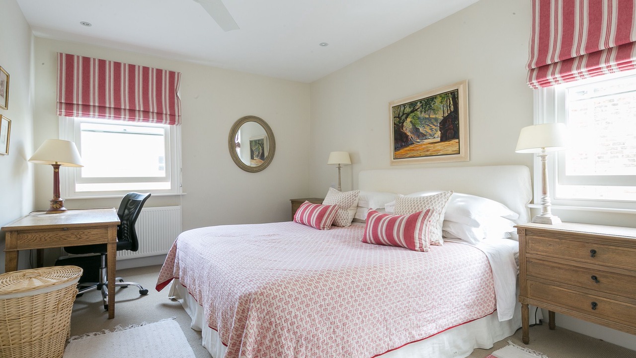 Photo of Bedroom in Munster